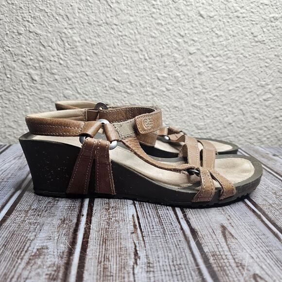 Teva Ysidro cork wedge sandals tan leather strappy sandals women's size 6.5 - Picture 2 of 7